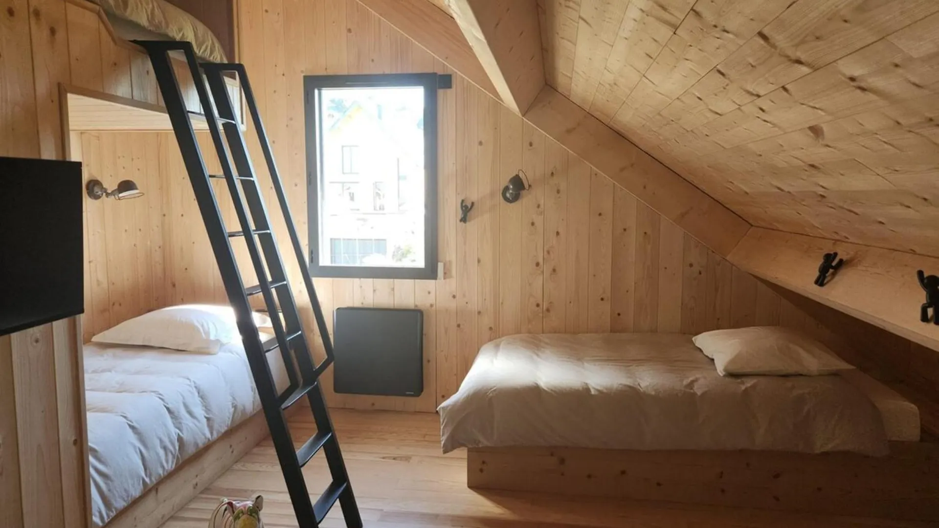 Chalet De Standing A Super Besse Avec Jacuzzi Sb2 France