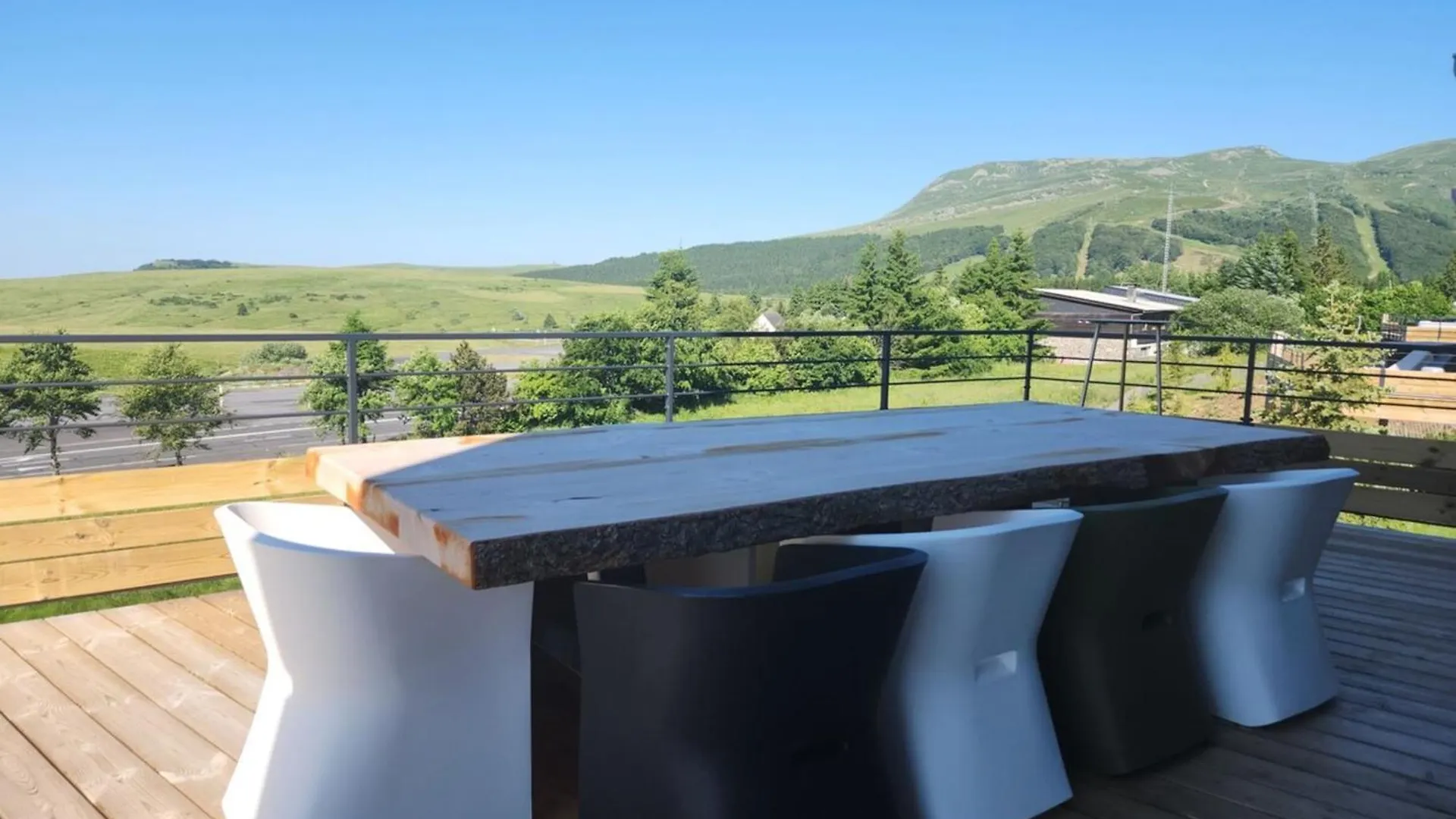 Chalet De Standing A Super Besse Avec Jacuzzi Sb2