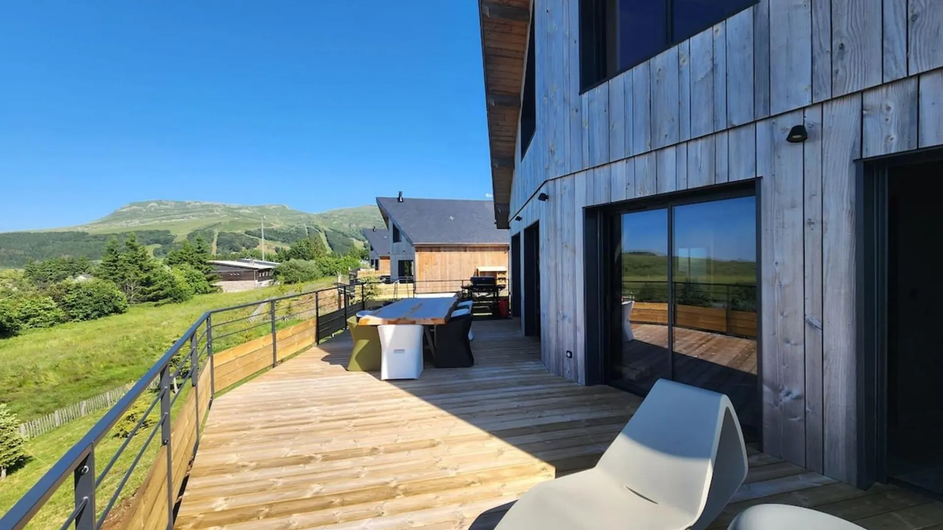 Chalet De Standing A Super Besse Avec Jacuzzi Sb2