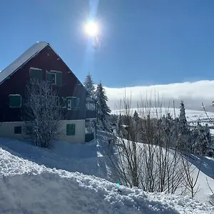 Chalet- Capacité 8/10 Pers Au Cœur De La Station Chalet